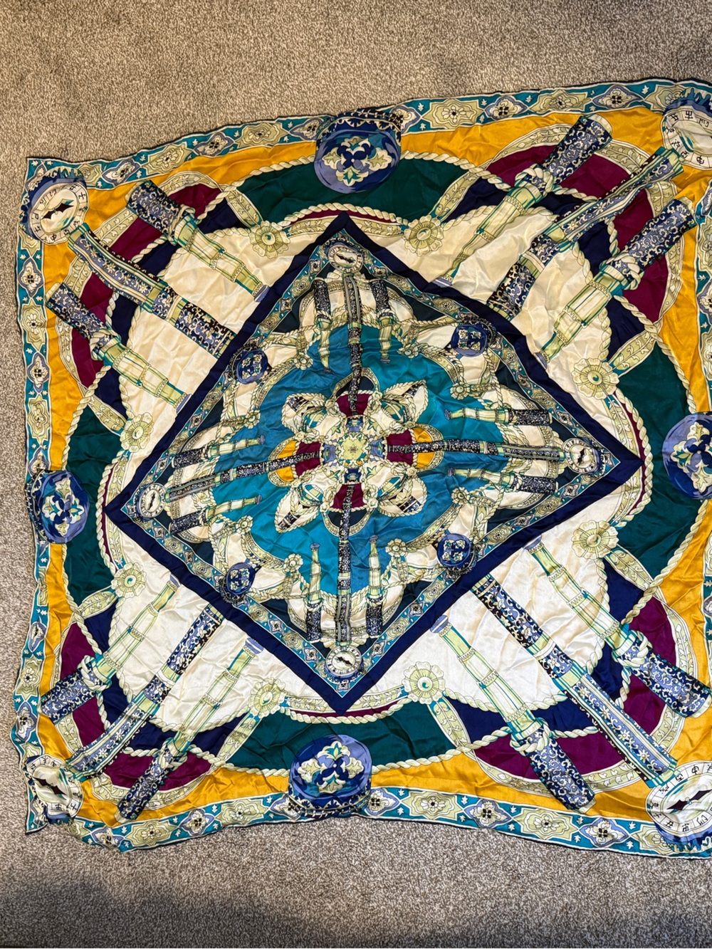 Vintage square silk scarf 40x40